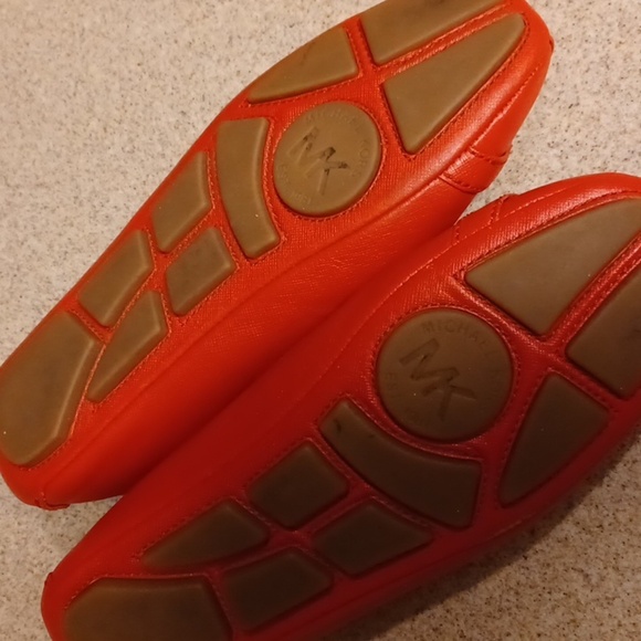 🐾MK Red Leather Women's Flats🎉 - Picture 9 of 9